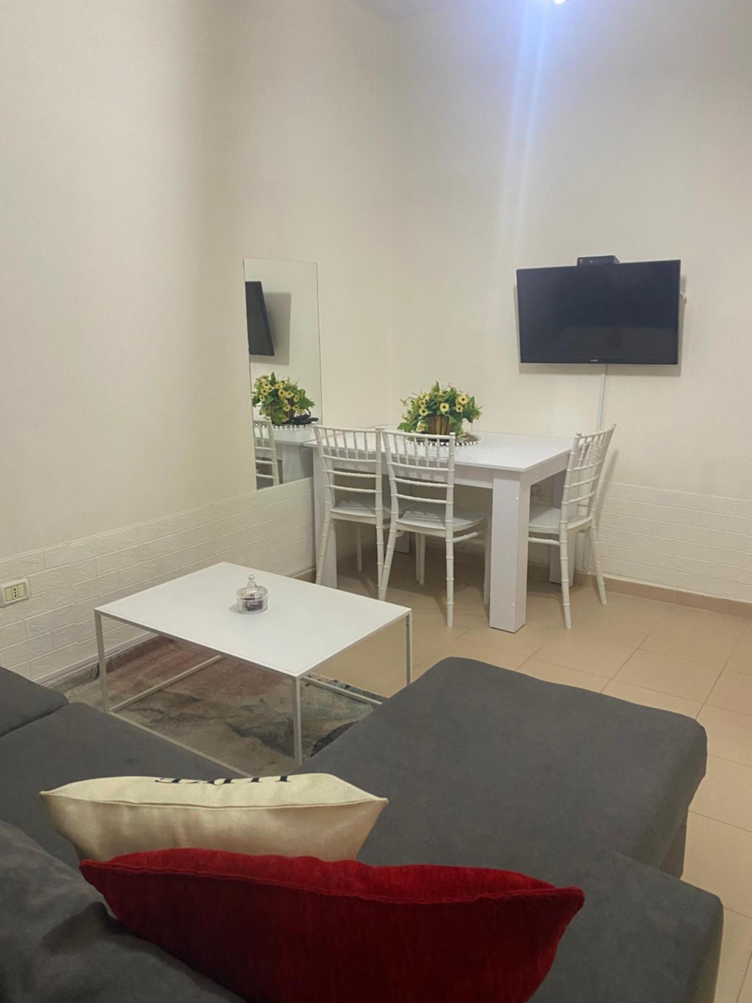 Chlo Apartment 4 Tirane Екстериор снимка